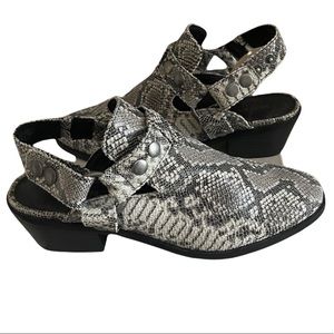 INDIGO STUDDED SNAKE PRINT SHOES